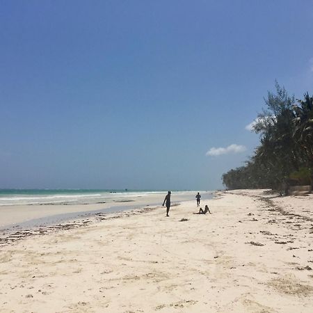 Hotel Footprints House Playa de Diani Exterior foto