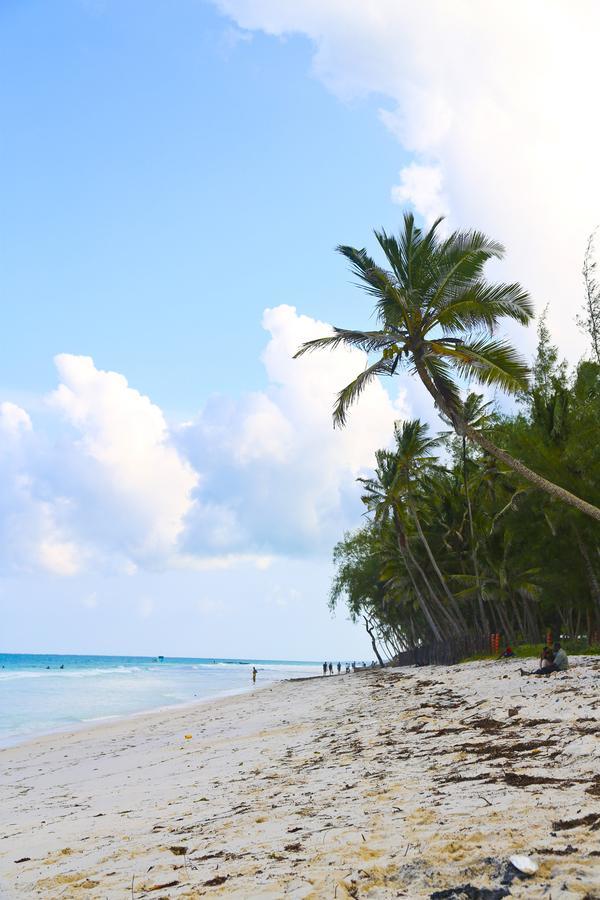 Hotel Footprints House Playa de Diani Exterior foto